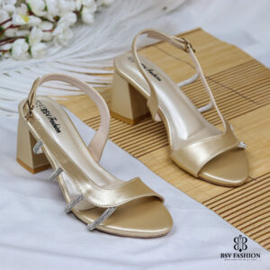 2.5 inch heel