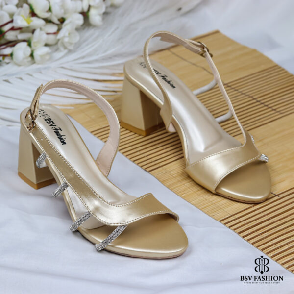 2.5 inch heel