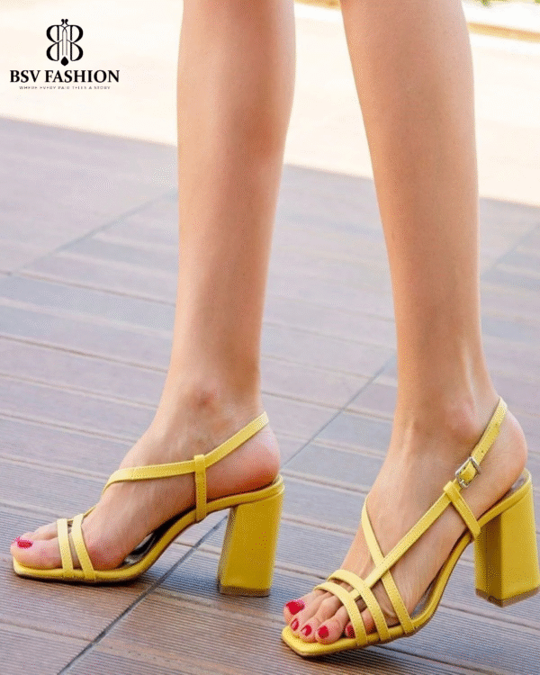 3.5 inch box heel